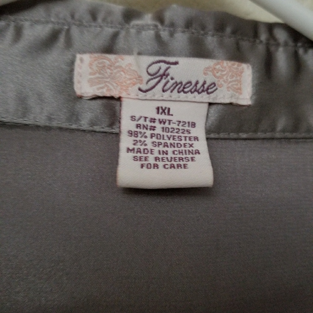 Top - Picture 2 of 3